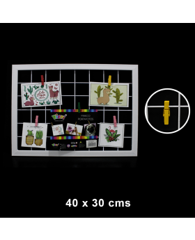 UN CUADRO PORTAFOTOS REJAS/ 60